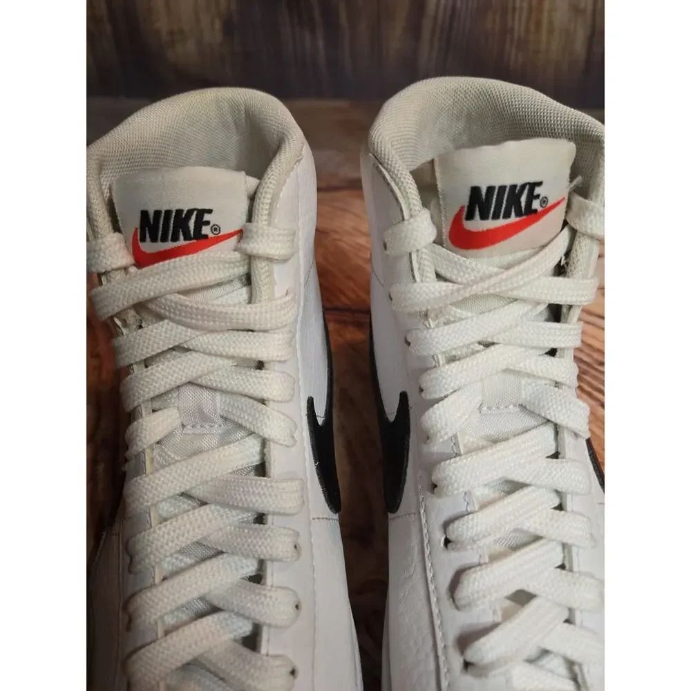 Nike Blazer Mid 77 White Black High Top Sneakers Youth Size 4.5Y DA4086-100